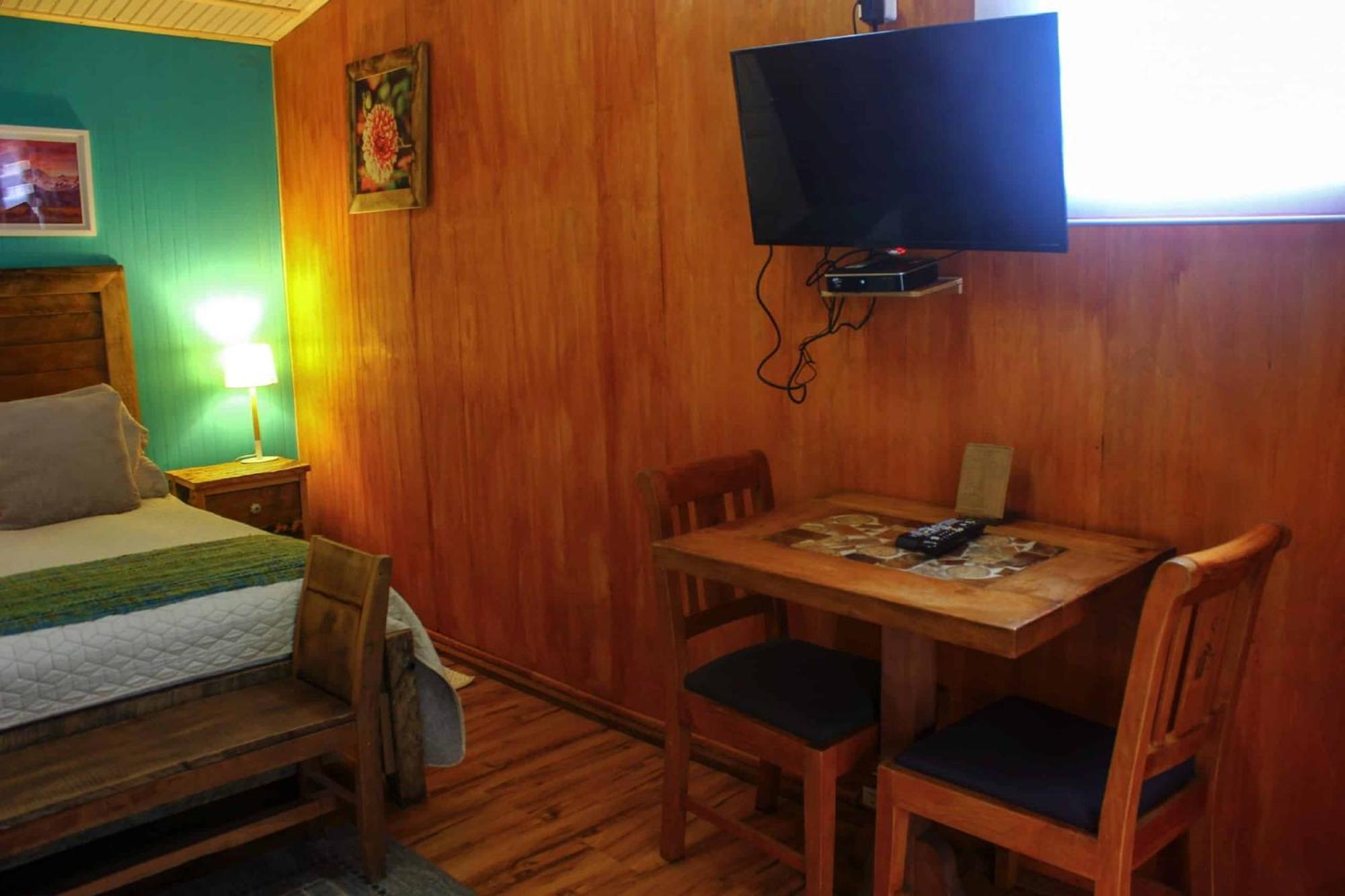 La Araucaria Hosteria Boutique - Ex Lounge Brasil Pucon Bilik gambar