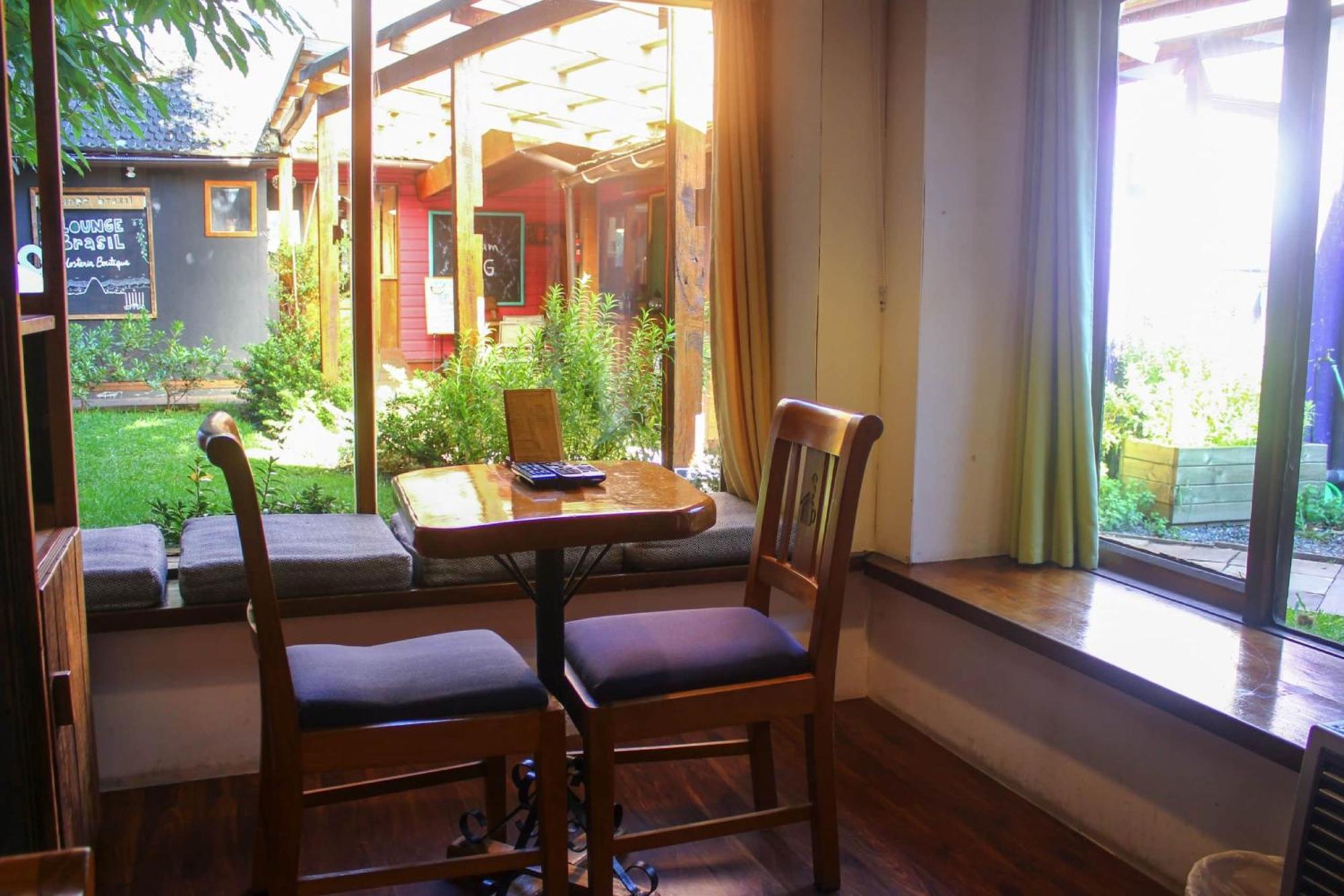 La Araucaria Hosteria Boutique - Ex Lounge Brasil Pucon Bilik gambar